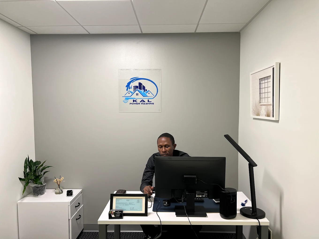 Kal Power-Washing logo